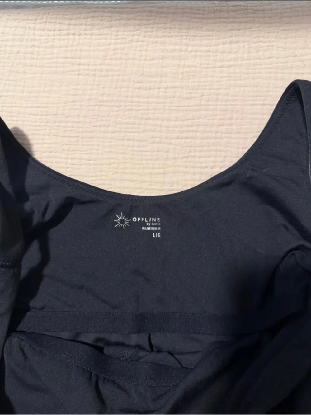 Aerie Black Ruched Longline Sports Bra - Picture 2 of 2